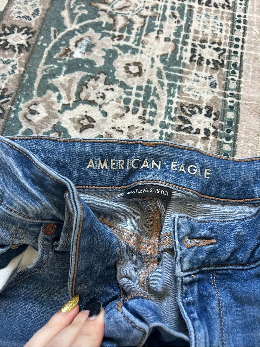 American Eagle Outfitters good no